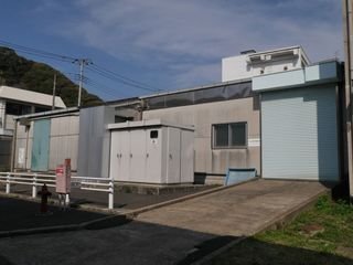 遠心模型実験装置の建屋