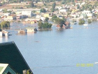 2010年チリ地震・津波によって 浸水したチリ中部、ディチャット  