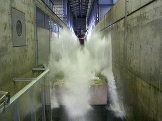 Large Hydro-Geo Flume (LHGF):image2