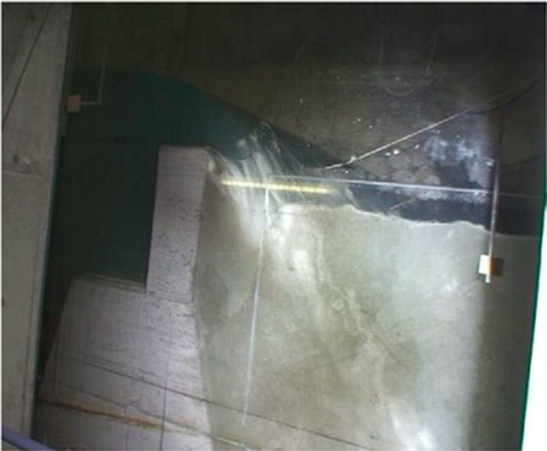 Large Hydro-Geo Flume (LHGF):image3